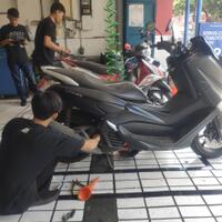 review-service-motor-dan-ganti-oli-ester-di-bengkel-planet-ban