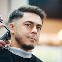 sewaktu-potong-rambut-kamu-team-mata-melek-atau-mata-merem-gan-ini-plus-minusnya
