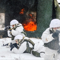 dua-tentara-rusia-mengamuk-menembaki-orang-rekrutan-yang-akan-berperang-di-ukraina