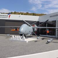 tidak-tertarik-bayraktar-tb2-malaysia-resmi-umumkan-pembelian-drone-tempur-anka-s