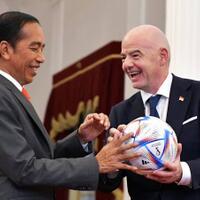 presiden-fifa-bertemu-presiden-jokowi-sanggupkah-indonesia-seperti-liga-inggris