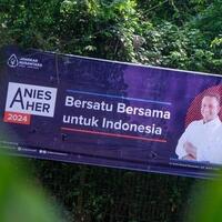 spanduk-anies-aher-2024--bersatu-bersama--muncul-di-tangsel