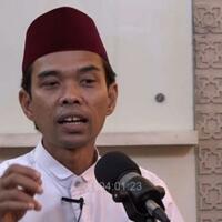 sebut-setan-masuk-lewat-musik-akitivis-dapati-ustadz-abdul-somad-lagi-karaoke