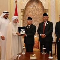 abu-dhabi-forum-for-peace-anugerahi-presiden-jokowi-penghargaan-perdamaian