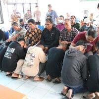 mabuk-mabukan-dan-palak-pengendara-22-remaja-anggota-geng-motor-sungkem-ke-orangtua