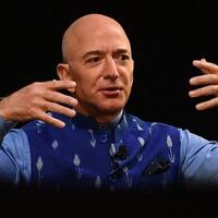 jarang-diketahui-ternyata-jeff-bezos-memiliki-hobi-unik-dan-tidak-biasa