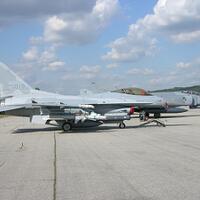 kf-16c-milik-korea-selatan-jatuh-di-wilayah-pegunungan-pilot-selamat