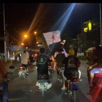 jepang-berhasil-bungkam-jerman-2-1-fans-samurai-biru-pawai-keliling-ambon