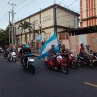 warga-ambon-pawai-rayakan-kemenangan-argentina-atas-meksico-2-0