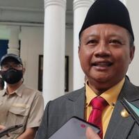 wagub-uu-ke-korban-gempa-cianjur-jangan-diam-di-tenda-hidup-normal-lagi