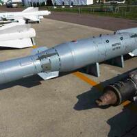 kab-1500kr--bom-pintar-jumbo-15-ton-dengan-pemandu-elektro-optik-andalan-pembom