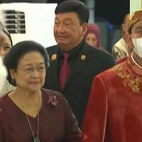megawati-pakai-plug-nasal-filter-saat-pernikahan-kaesang-pangarep-apa-kegunaannya