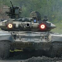 200-tank-paling-canggih-rusia-t-90m-dikirim-ke-garis-depan-perang-makin-seru