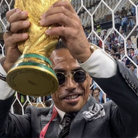 koki-terkenal-salt-bae-diselidiki-oleh-fifa-setelah-mengangkat-trofi-piala-dunia