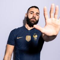 benzema-unfollow-banyak-pemain-prancis-di-instagram-mbappe-kena-depak