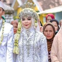 belum-pecat-menantu-yang-selingkuh-dengan-mertuainstagram-indomaret-diserbu-warganet