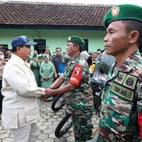 babinsa-ujung-tombak-pertahanan-dapat-motor-honda-crf150l-dari-prabowo