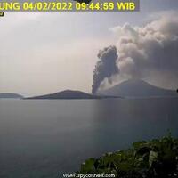waspada-gunung-anak-krakatau-meletus-semburan-3000-meter
