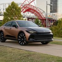 berikut-harga-dan-tanggal-rilis-toyota-crown-tahun-2024