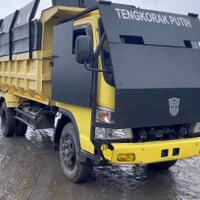 semakin-kondang-bumblebee-versi-dump-truck-bantu-patroli-yonif-raider-303-di-papua