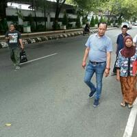 respek-perjuangan-mbah-sani-jalan-kaki-30-km-perjuangkan-tanahnya-diklaim-tetangga