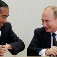 komen-quotpengen-nimpuk-bibirnya-pake-batakoquot-karyawan-unibi-dipecat-tanggapannya-gan