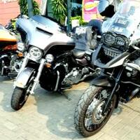 motor-ber-cc-besar-bisa-parkir-istimiwir-jangan-iri-dulu-boss