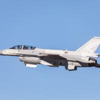 f-16-viper-pesanan-bahrain-sukses-melakukan-penerbangan-perdana