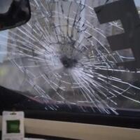 seramnya-liga-1-kemarin-bus-arema-kini-bus-persis-dihujani-batu