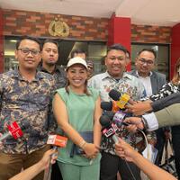 mpok-alpa-akhirnya-polisikan-sahabat-usai-uang-rp-1-miliar-lebih-lenyap