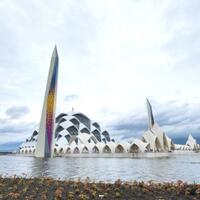 copet-di-masjid-al-jabbar-bandung-satpol-pp-terima-500-aduan-dalam-17-hari