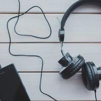 3-jenis-musik-ini-cocok-didengarkan-saat-kerja-di-segala-kondisi