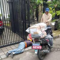seorang-kurir-paket-meninggal-dunia-saat-sedang-antar-paket