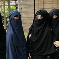 hijrah-peggy-melati-sukma-9-tahun-jauhi-bioskop-mall-musik-karena-tidak-perlu