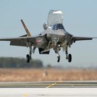 tidak-ragu-ragu-singapura-tambah-pesanan-8-unit-f-35b-total-menjadi-12-unit