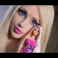 13-wanita-mirip-boneka-barbie