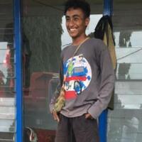 kisah-rafdi-maradjabessy-anak-wakil-walikota-yang-memilih-jadi-kuli-bangunan