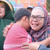 sampai-akhirat-cewek-ini-enggak-ikhlas-gibran-jadi-anak-presiden