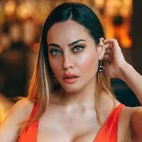 model-onlyfans-ini-akan-telanjang-jika-napoli-juara-liga-champions-catat-namanya