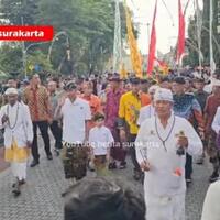 warganet-protes-pawai-ogoh-ogoh-tak-cerminkan-budaya-islam-hingga-blokir-gibran