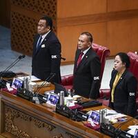 tok-dpr-setujui-perppu-ciptaker-jadi-undang-undang