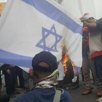 ganjar-dan-koster-gubernur-dari-pdip-yang-kompak-tolak-timnas-israel