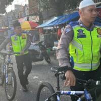 patroli-pakai-sepeda-personil-satlantas-polresta-pekanbaru-datangi-pusat-keramaian