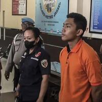 sifat-angkuh-dan-sombong-akan-menghancurkan-ini-semua-dapat-dijadikan-pelajaran