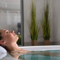 mandi-tingkatkan-sistem-kekebalan-tubuh-berikut-7-manfaat-mandi-dan-durasinya