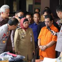 dengan-nada-tinggi-ganjar-tanya-pemerkosa-santri-kenapa-kamu-tega-melakukan-itu