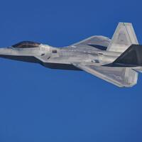 tidak-bisa-bertempur-32-f-22-raptor-habiskan-rp-7-triliun-dalam-setahun