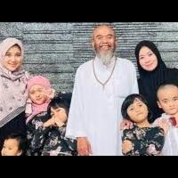 lutfiana-ulfa-yang-dinikahi-syekh-puji-saat-umur-12-tahun-sekarang-makin-bergaya