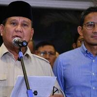 prabowo-tertawa-disodori-dasco-surat-pamit-sandi-kamu-pegang-aja-dulu