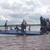 speedboat-evelyn-calisca-01-terbalik-lima-orang-dilaporkan-tewas